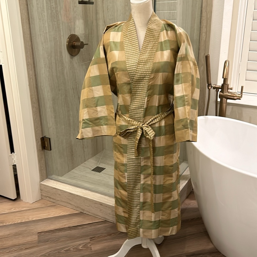 New Jim Thompson Thai Silk Robe